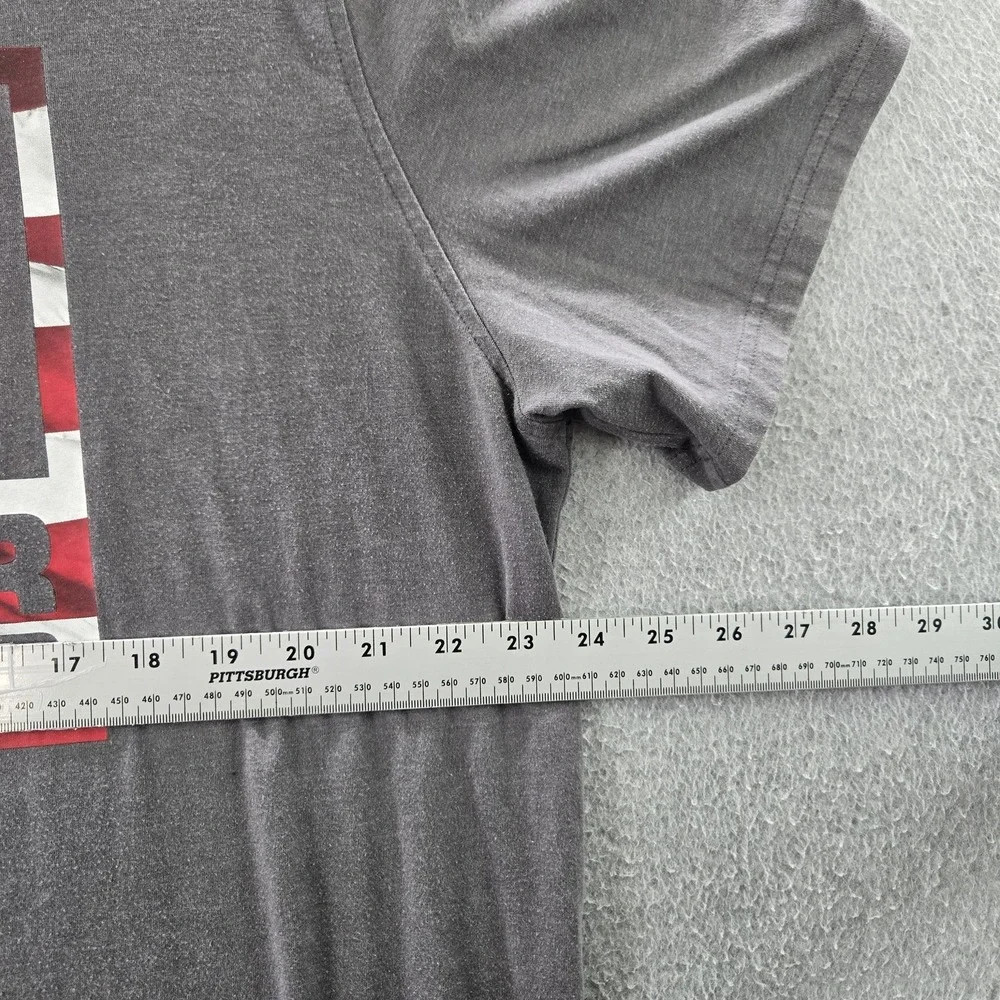 Under Armour Men Shirt XL Gray Flag USA Print Heatgear Activewear Logo‎ Loose